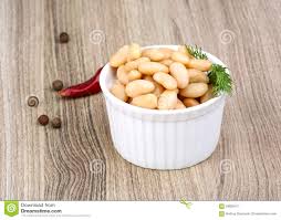 فروش کنسرو لوبیا سفید در بازار